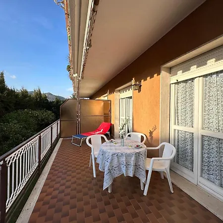 La Dolce Appartement Camporosso (Liguria)